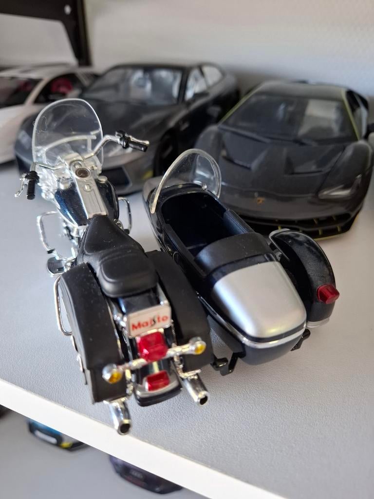 4x Motoren 1:18, Hobby en Vrije tijd, Ophalen of Verzenden, Motor, Maisto