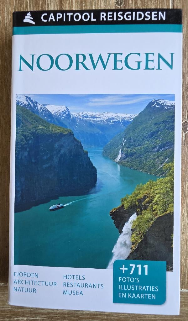 Capitool Reisgids Noorwegen, Boeken, Reisgidsen, Zo goed als nieuw, Reisgids of -boek, Europa, Capitool, Ophalen of Verzenden