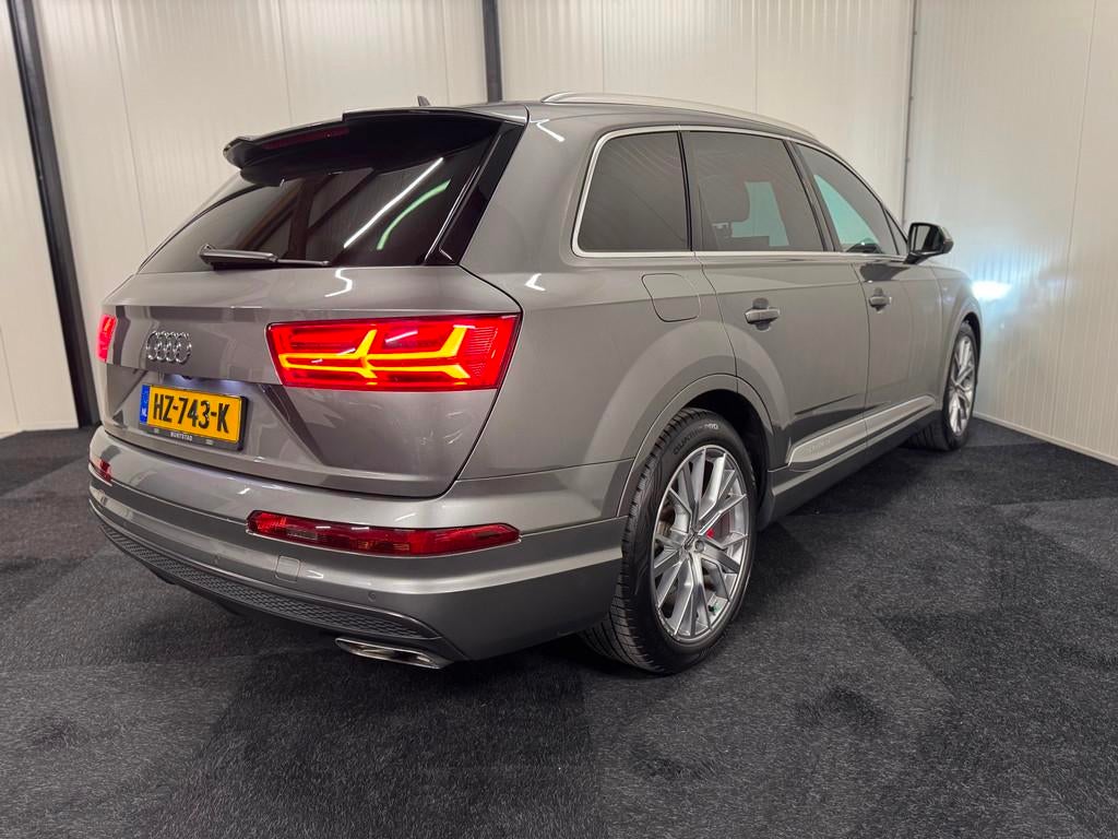 Audi Q7 3.0 TDI quattro S Line 7P 2015 EURO6 FULLOPTION/RIJK, Auto's, Automaat, Gebruikt, 241 €/maand, 7 stoelen