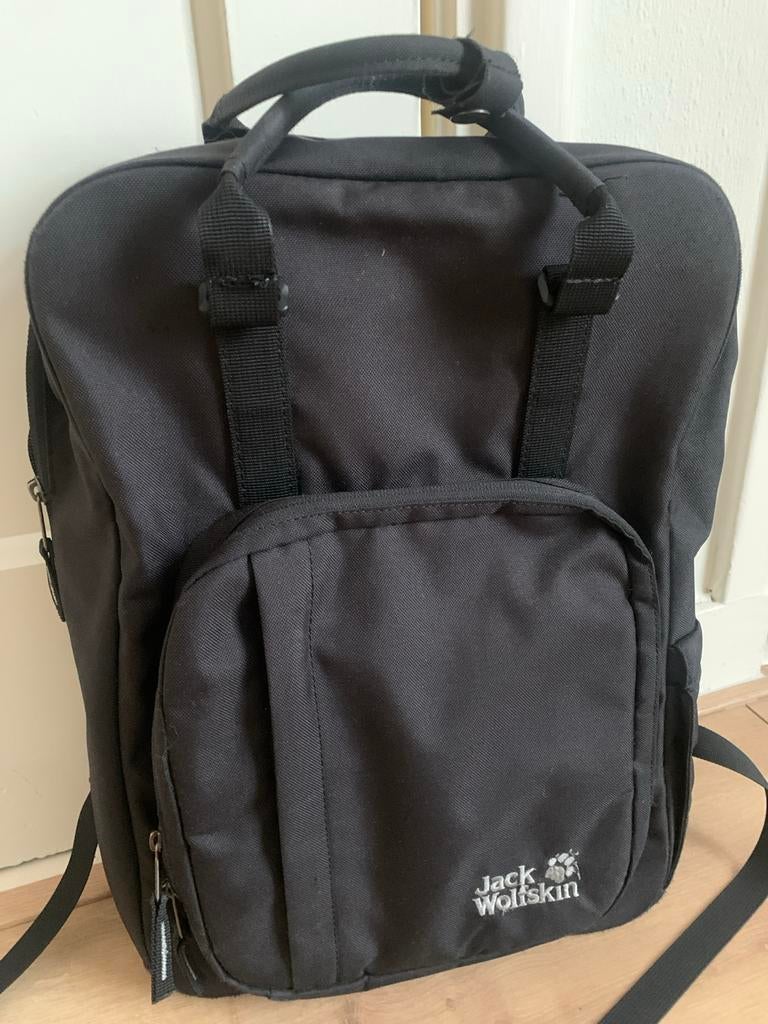 Jack Wolfskin rugzak - Zwart, compact en veelzijdig, Gebruikt, 25 tot 40 cm, Ophalen, Overige merken