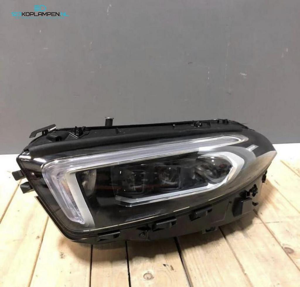 Mercedes A Klasse W177 Multibeam LED koplamp links