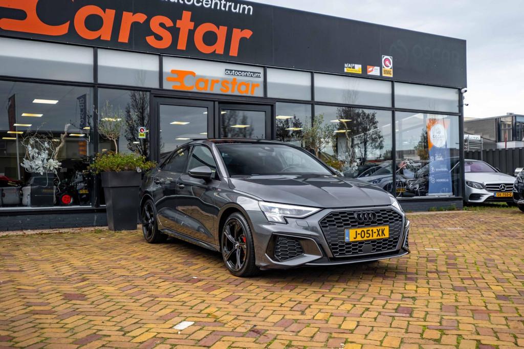 Audi A3 Limousine 35 TFSI S edition|PANO|CRUISE|CARPLAY, 4 cilinders, Origineel Nederlands, Bedrijf, 690 kg