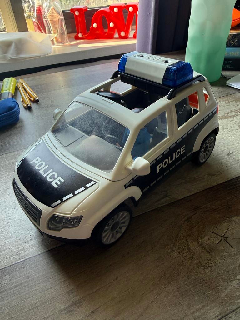 Playmobil Politie Auto met Agent - Zo goed als nieuw, Ophalen of Verzenden, Zo goed als nieuw, Complete set