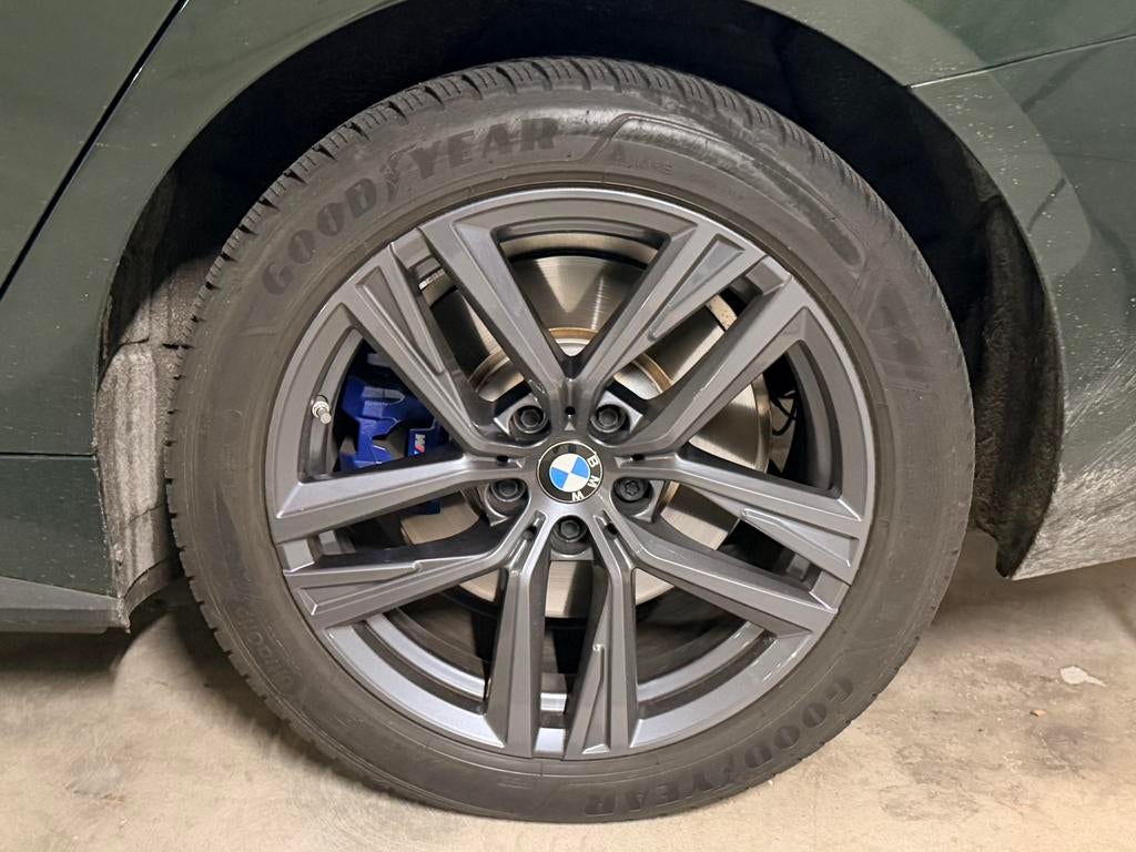 Winterbanden (245/45R18) + 18” velgen (BMW G26 / 4-serie), Auto-onderdelen, Ophalen, 18 inch, Velg(en), Winterbanden