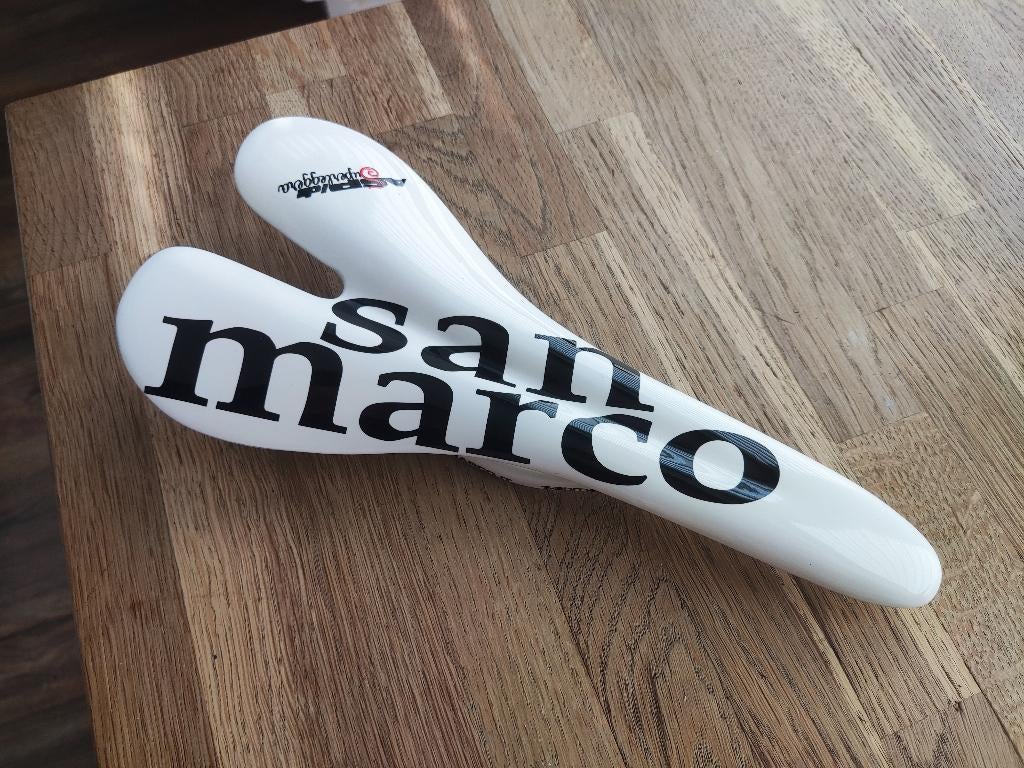 Nieuw San Marco carbon zadel, Fietsen en Brommers, Fietsonderdelen, Racefiets, Nieuw, Ophalen of Verzenden, Zadel