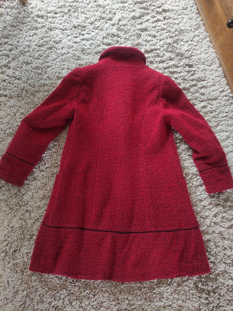 Leuke rode lange jas. Merk Banned, Ophalen of Verzenden, Zo goed als nieuw, Rood