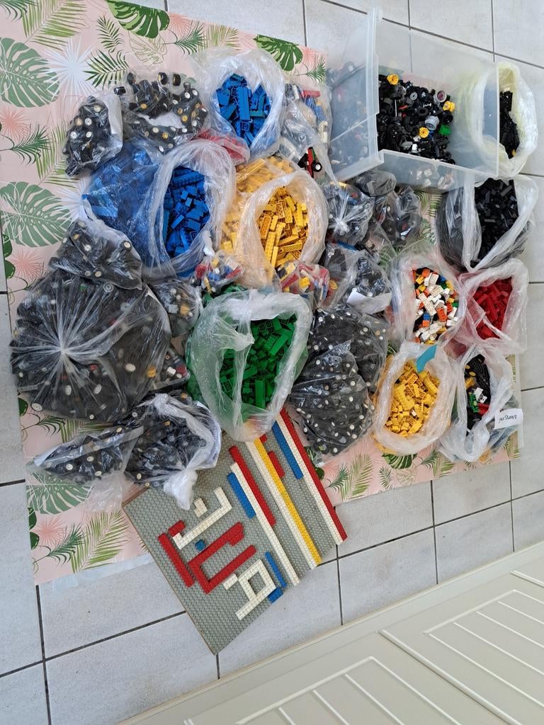 Lego 16 kg. Grijze plaat er los bij, Hobby en Vrije tijd, Kralen en Sieraden maken, Ophalen of Verzenden, Zo goed als nieuw, Overige typen