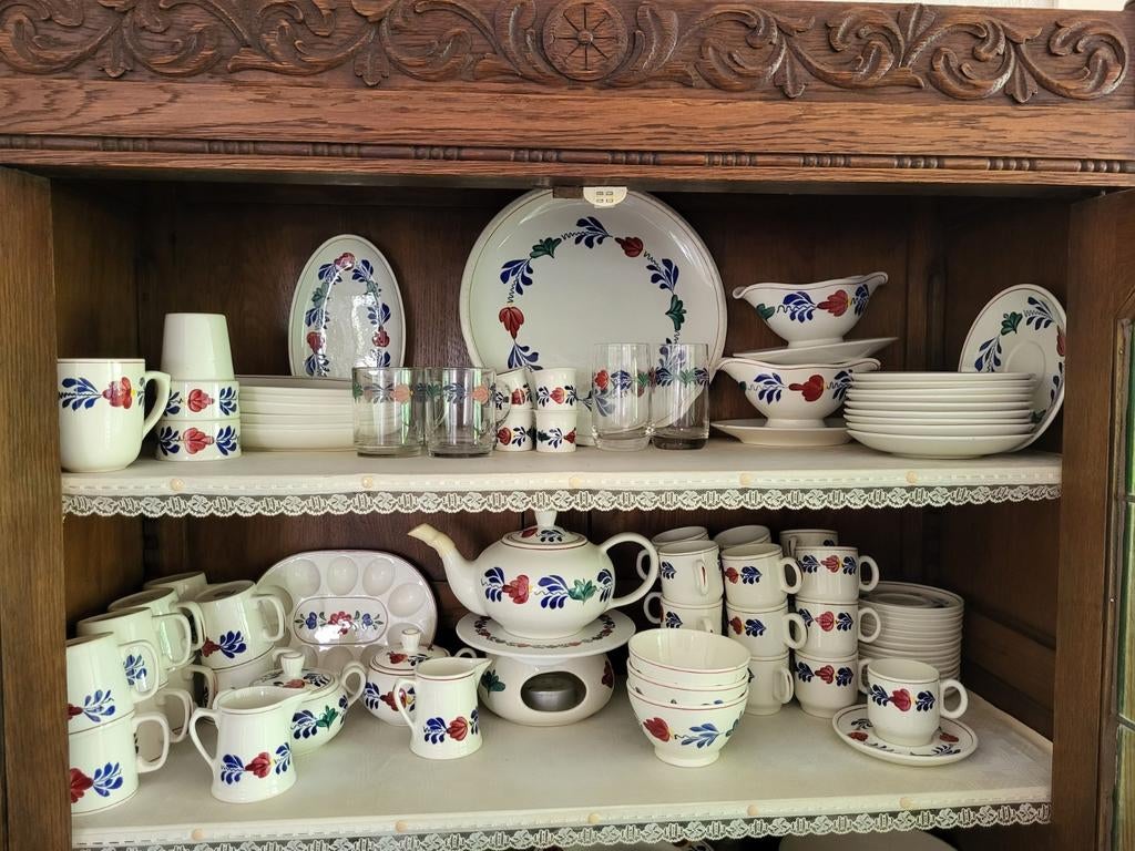 Boerenbont servies, Ophalen