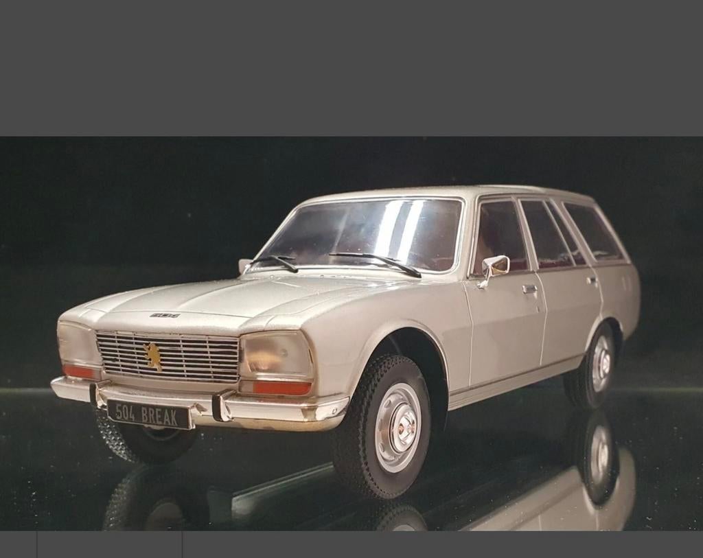 Peugeot 504 GR Break MCG 1:18, Hobby en Vrije tijd, Modelauto's | 1:18, Ophalen of Verzenden, Zo goed als nieuw, Auto, Overige merken