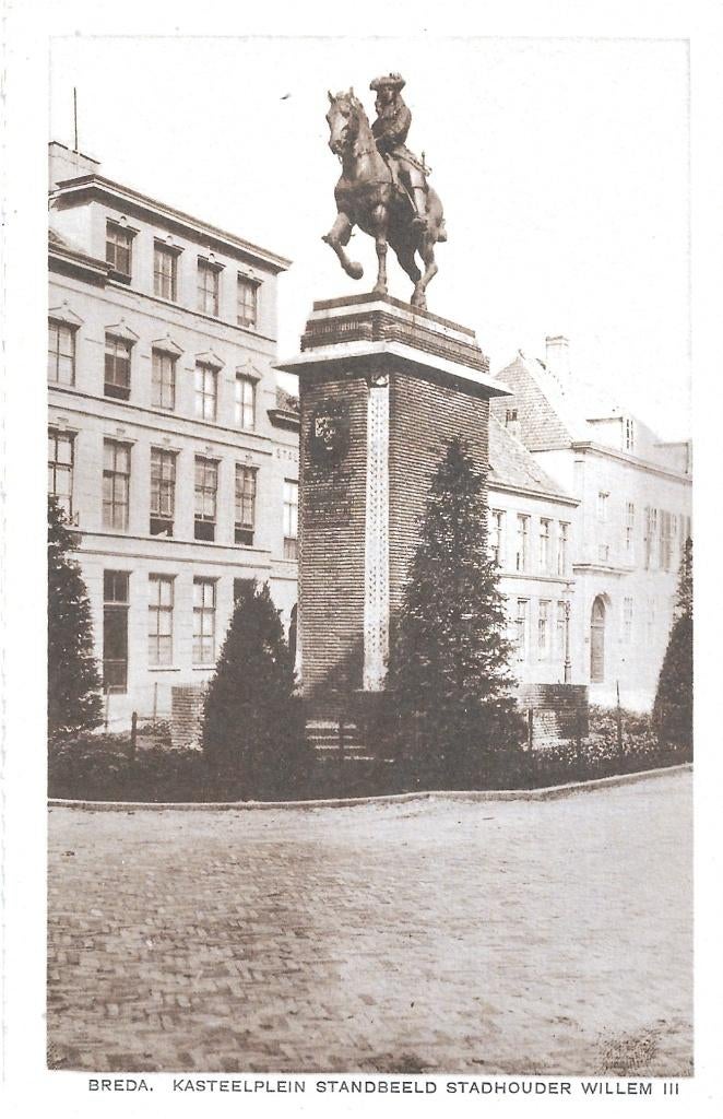 AK Breda - Kasteelplein Standbeeld Stadhouder Willem III, Verzenden, 1940 tot 1960, Ongelopen, Noord-Brabant