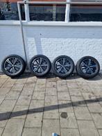 VW Tiguan originele velgen met Hankook banden, Ophalen of Verzenden