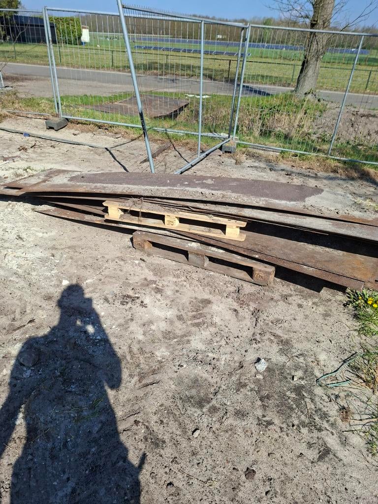 11 stalen rijplaten, Ophalen of Verzenden, Gebruikt, IJzer