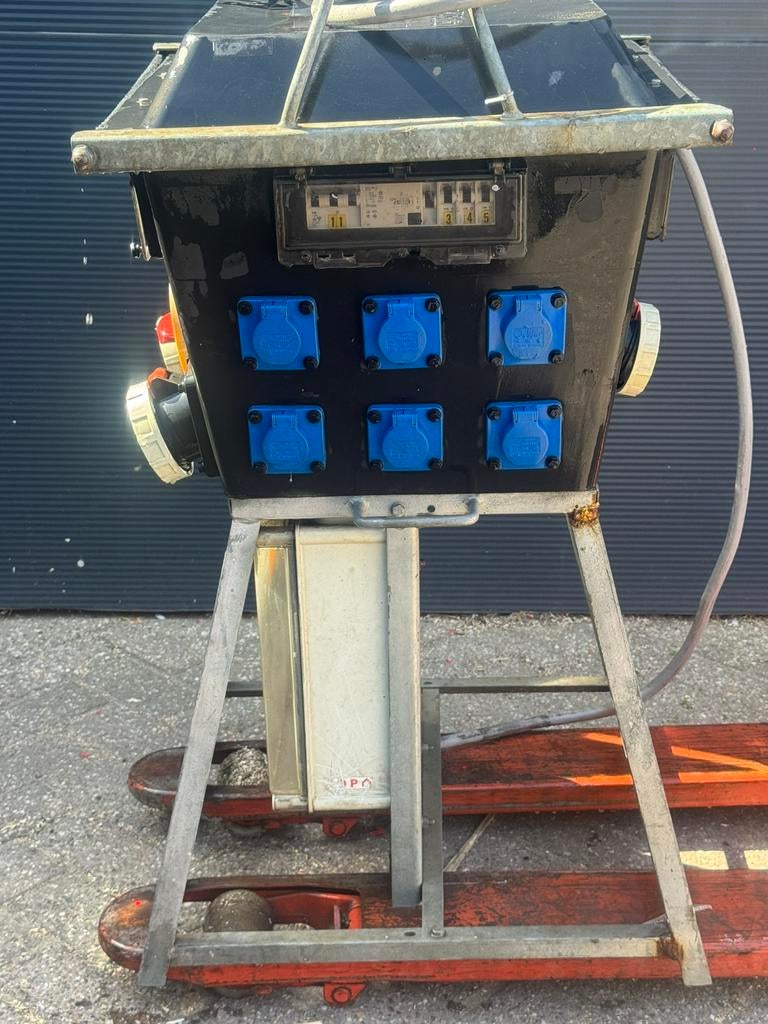 Krachtstroom kast, Doe-het-zelf en Verbouw, Elektra en Kabels, Ophalen, Gebruikt, Overige typen