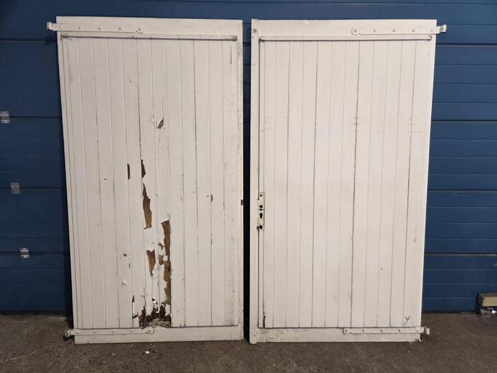 Meranti hardhouten Schuurdeuren / Garagedeuren, Doe-het-zelf en Verbouw, Deuren en Horren, Gebruikt, Garagedeur, 215 cm of meer