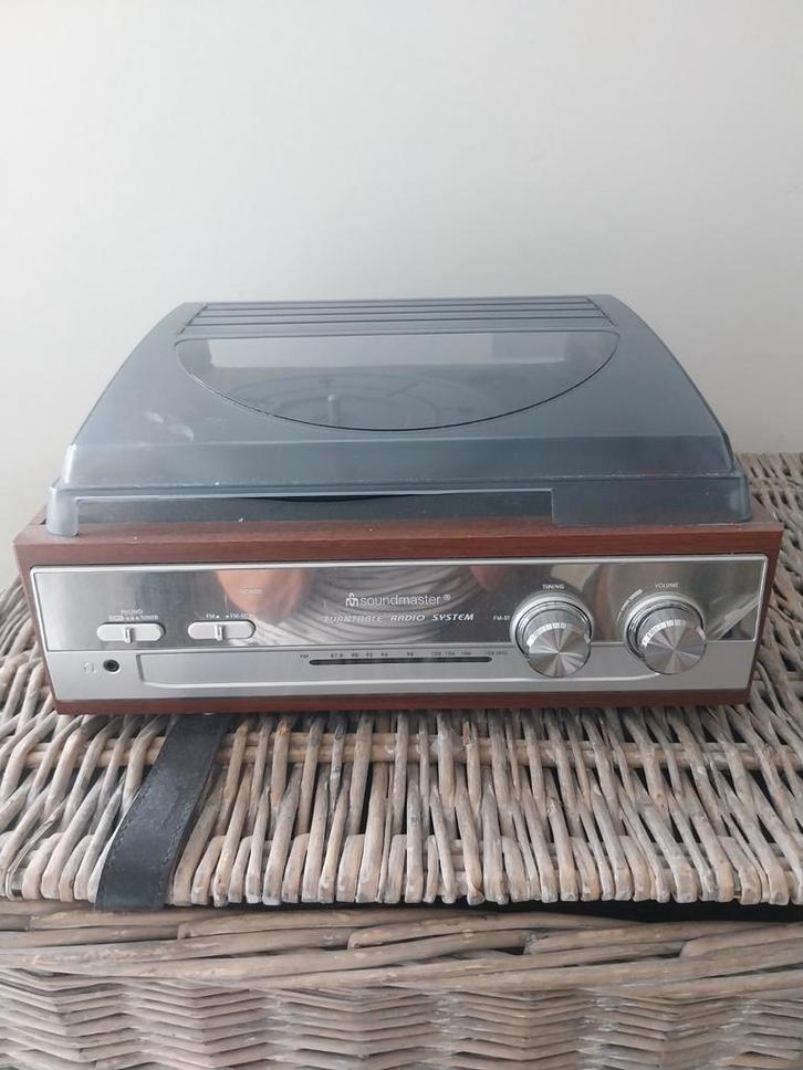 Soundmaster platenspeler met radio, Audio, Tv en Foto, Platenspelers, Ophalen of Verzenden