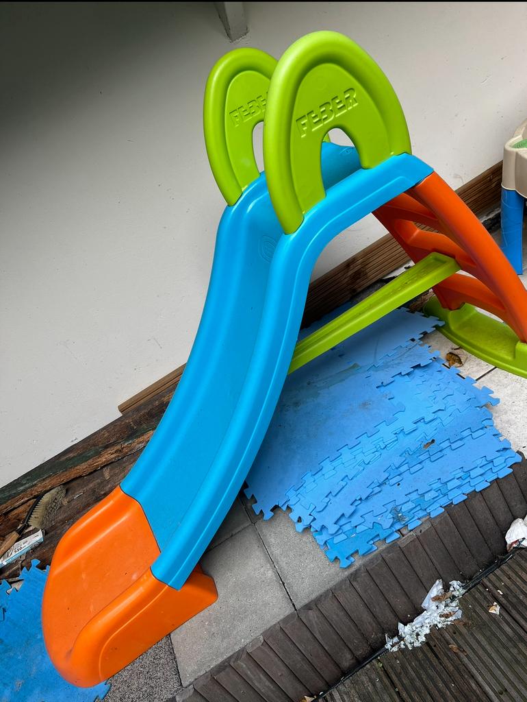 Feber glijbaan Feber Slide Max glijbaan met waterfunctie, Ophalen, Zo goed als nieuw, Glijbaan