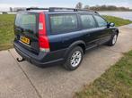 Volvo  XC 70 te koop aangeboden, Blauw, Leder en Stof, Stationwagon, Handgeschakeld