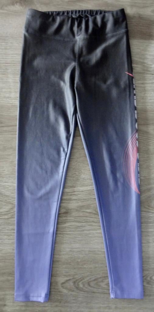 Nieuwe Osaga sport legging paars grijs maat 134 140, Kinderen en Baby's, Kinderkleding | Maat 134, Meisje, Ophalen of Verzenden