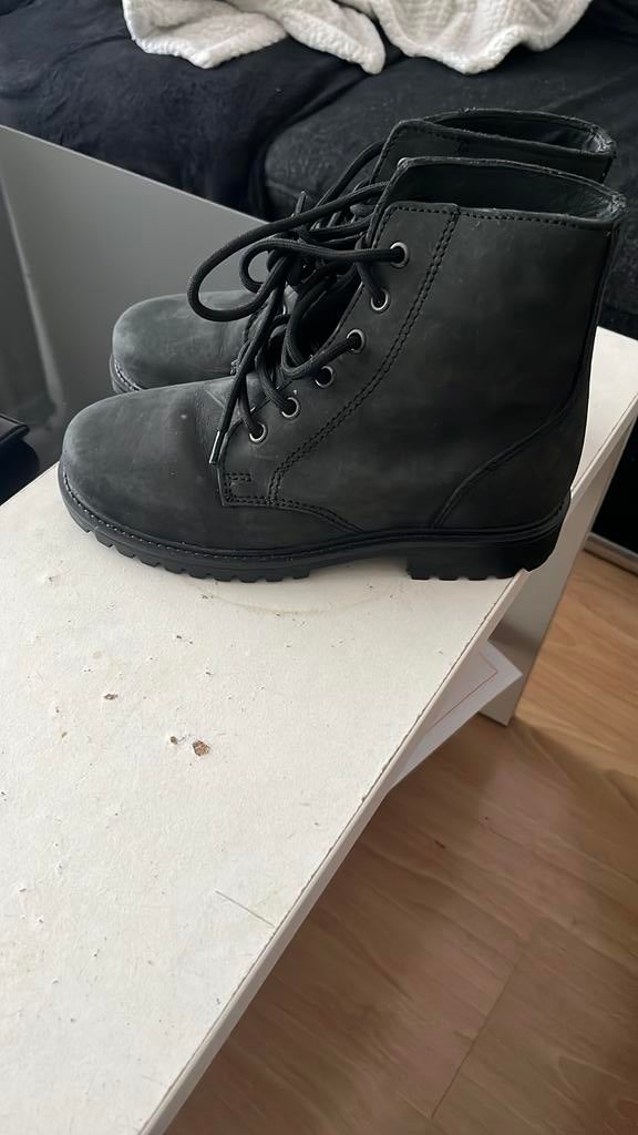 llaarzen maat 36, Kleding | Dames, Schoenen, Ophalen of Verzenden, Nieuw, Sneakers of Gympen