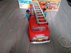 Leuke blikken brandweerauto / ladderwagen met frictie,, Antiek en Kunst, Antiek | Speelgoed, Ophalen of Verzenden