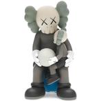 Kaws Holiday Thailand Brown, Verzamelen, Smurfen, Ophalen of Verzenden, Nieuw