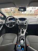 Ford Focus 1.0 Ecoboost 74KW 5-D 2012 Bruin, Bruin, 635 kg, 100 pk, Handgeschakeld