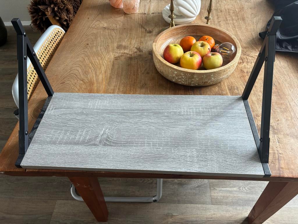 Wandplank met metalen beugels 60 cm2x, Ophalen of Verzenden, Zo goed als nieuw
