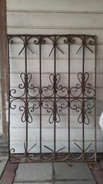 Antiek hekwerk (nuzzelspul), Ophalen