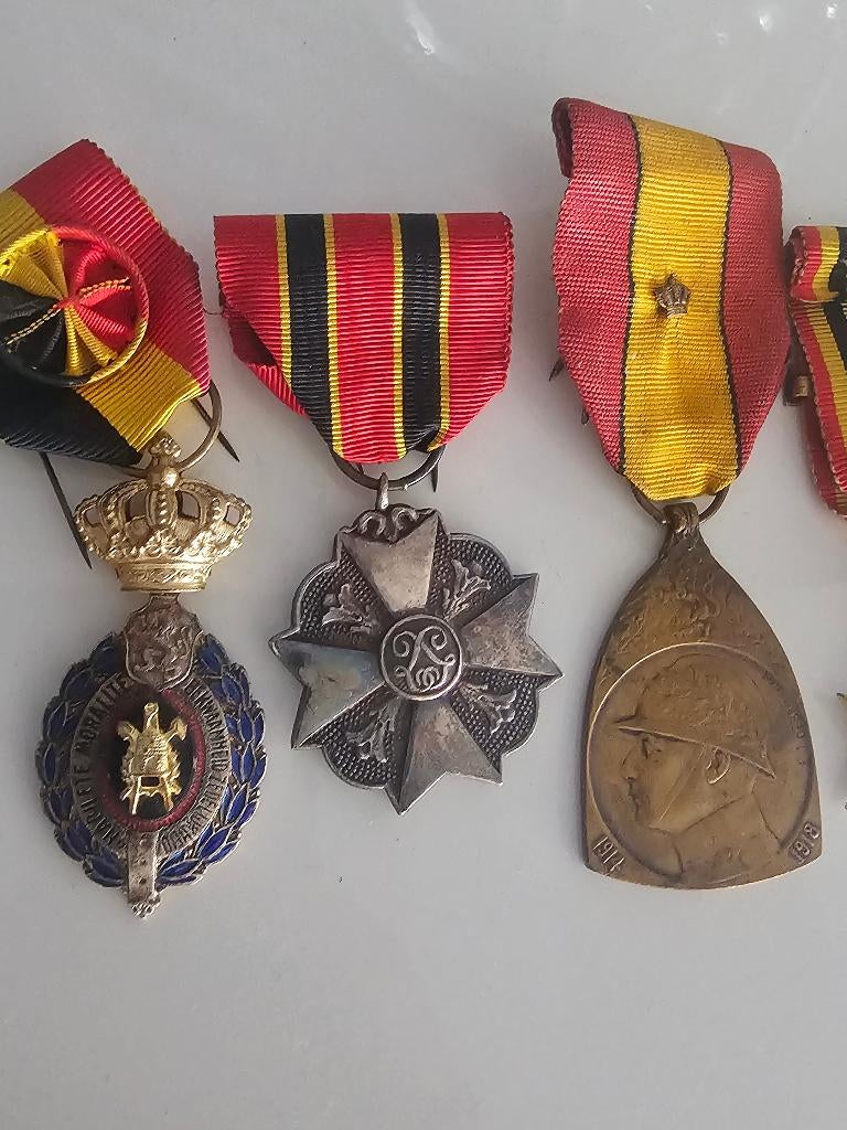 MEDAILLE, Ophalen of Verzenden, Overige materialen