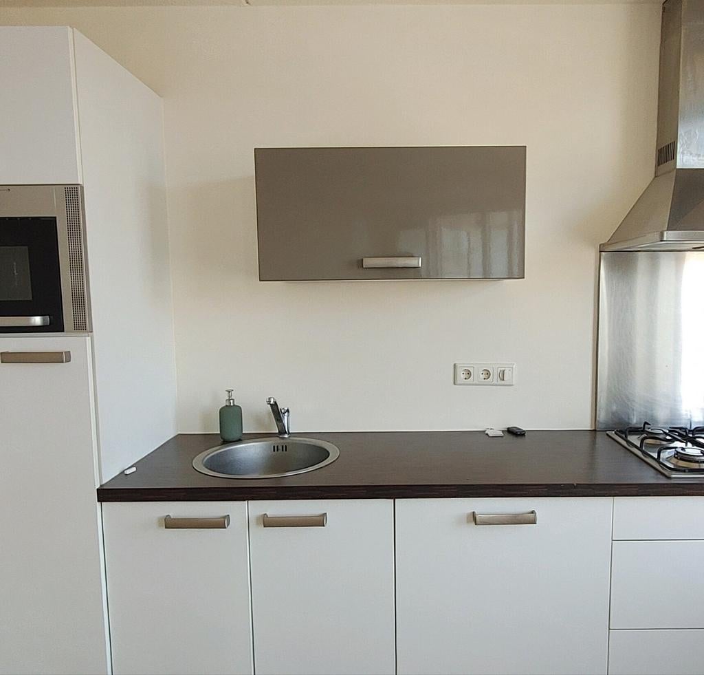 Glanzende grijze bovenkast klepkast keuken, Ophalen, Zo goed als nieuw