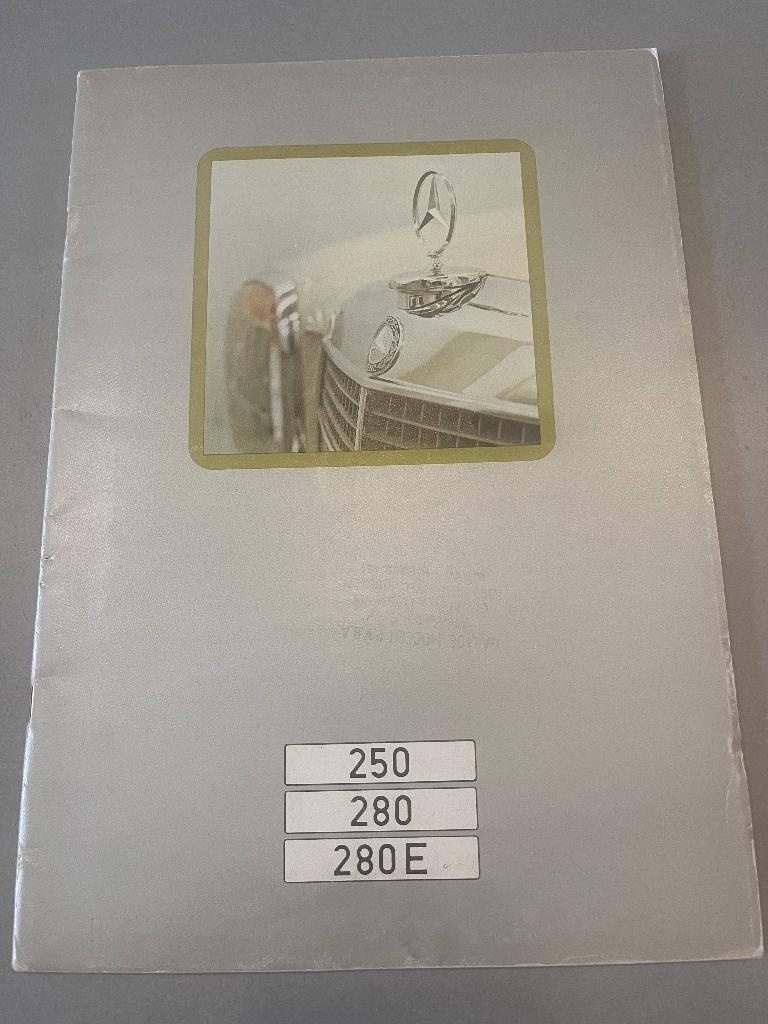 Mercedes Benz brochure - W114 / W115 - 250 280 280E, Ophalen of Verzenden, Gelezen, Mercedes