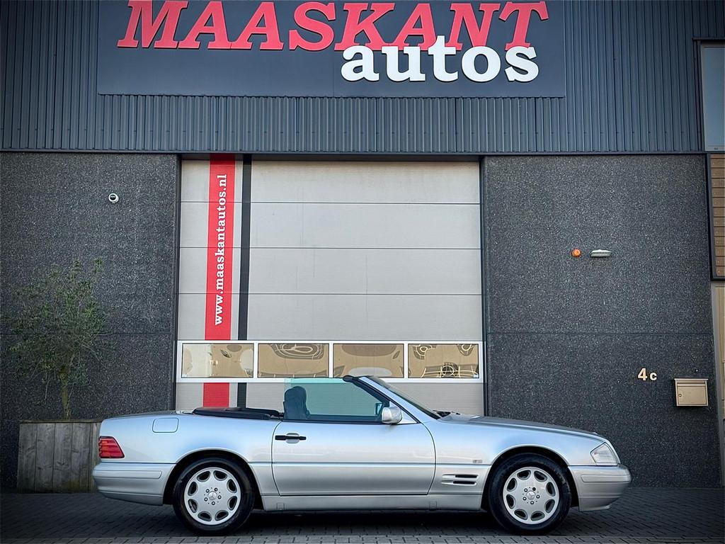 Mercedes SL 320 Roadster / Aut / Hardtop / Service history /, Auto's, Mercedes-Benz, Gebruikt, Cabriolet, 4 stoelen, Bedrijf