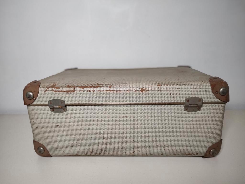 K636 VINTAGE jaren 50 koffer van geperst karton, Overige materialen, Gebruikt, Onbekend, Minder dan 50 cm