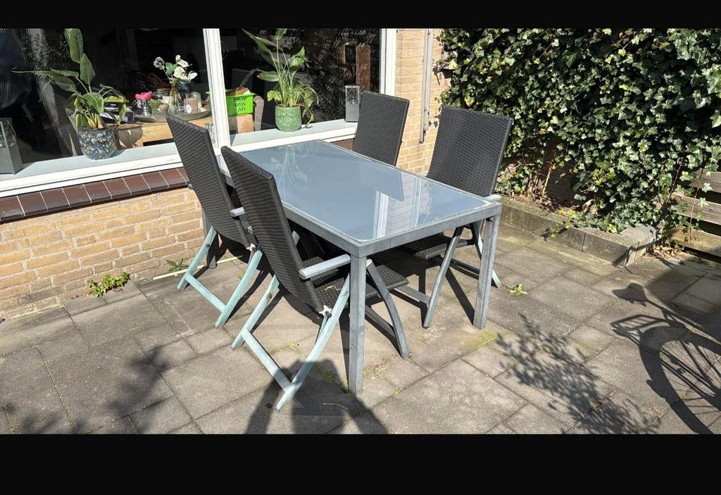 Tuinset met 4 stoelen en glazen tafel incl. 4 kussens, Tuin en Terras, Tuinsets en Loungesets, Ophalen, 4 zitplaatsen, Gebruikt