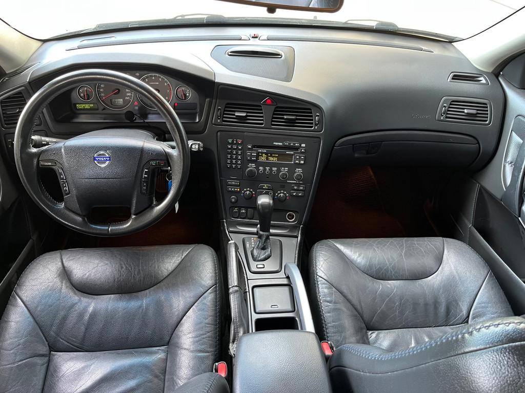 Volvo XC70 2.5 T AWD Automaat 7-persoons Xenon 210 pk, Automaat, XC70, Stoelverwarming, Euro 4