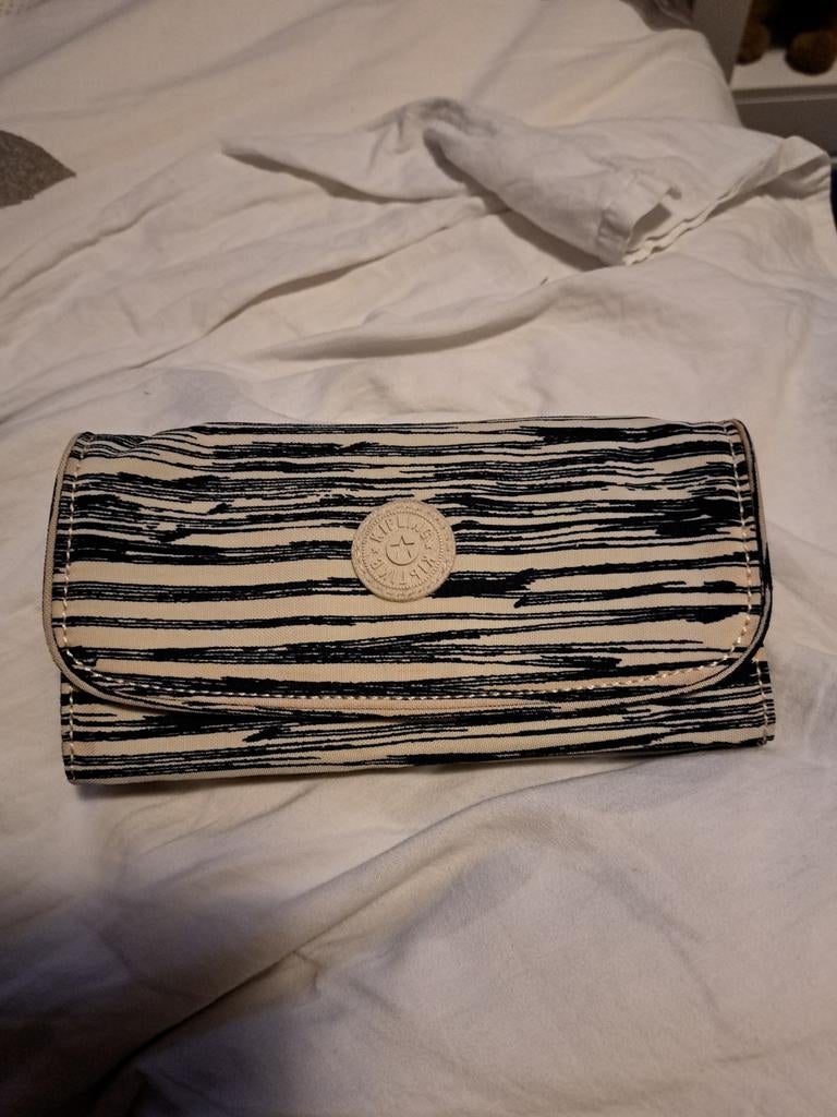 Super mooie kipling portemonee, Ophalen of Verzenden, Zo goed als nieuw, Overige kleuren, Overige merken
