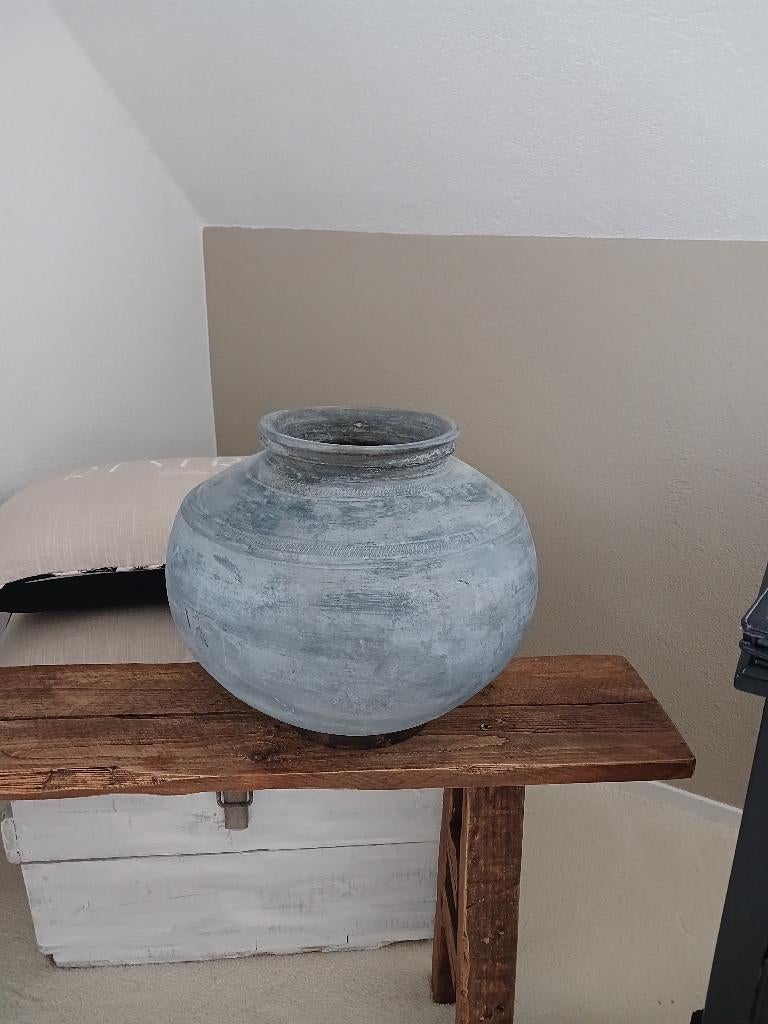 Stenen vaas, Huis en Inrichting, Woonaccessoires | Vazen, Ophalen, Steen, Overige kleuren, Zo goed als nieuw