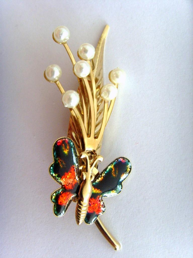 Leuke vergulden broche vlindertje., Ophalen of Verzenden, Zo goed als nieuw, Overige kleuren, Overige materialen