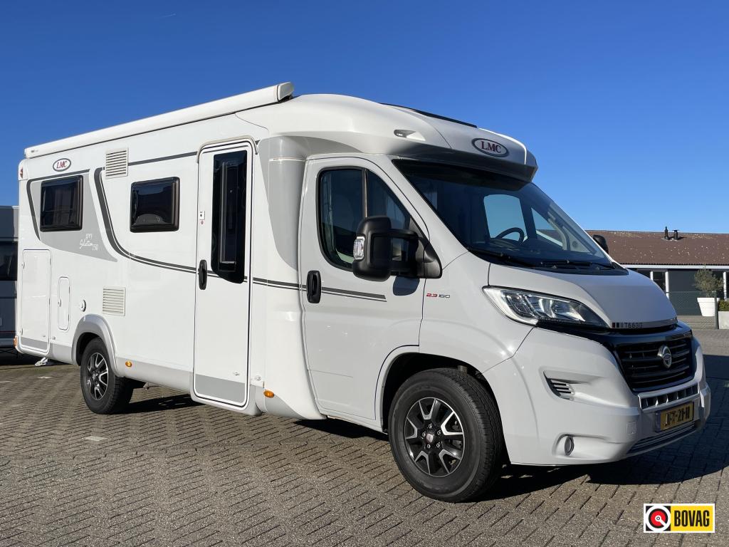 LMC Grey Selection 663 G SOLAR/SCHOTEL/TV/FIETSEND, Caravans en Kamperen, Automaat, Ringverwarming, Koelkast, Bedrijf