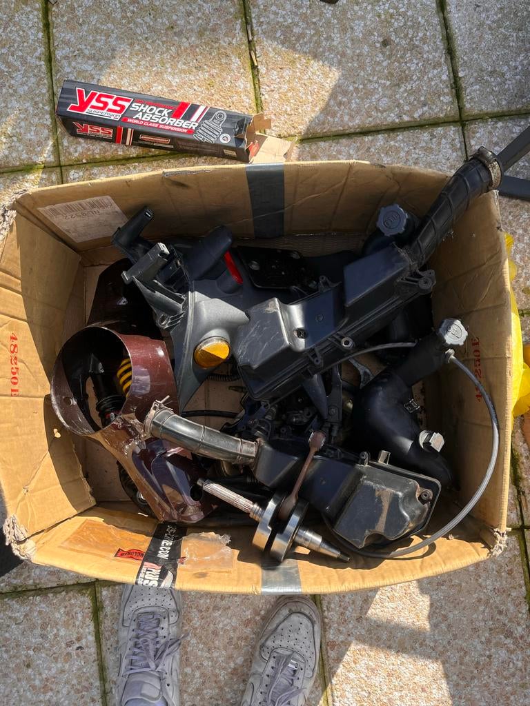 Piaggio Onderdelen Pakket - Krukas, Beenschild, Schokbrekers, Ophalen of Verzenden, Gebruikt, Overige typen, Piaggio