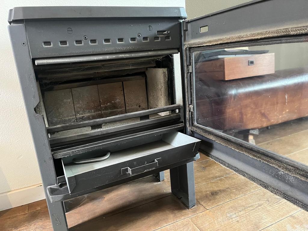 Houtkachel Dovre 360CB3 inclusief vloerplaat glas, Huis en Inrichting, Haarden, Gebruikt, Houthaard, Ophalen