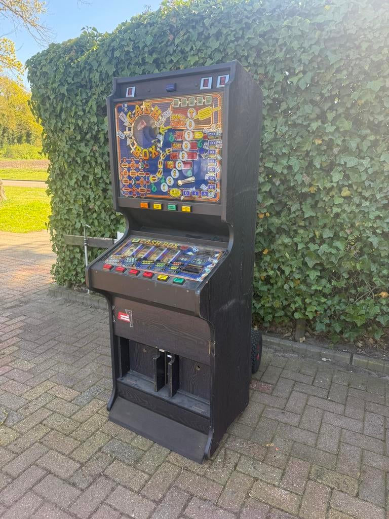 Oud vintage retro gokkast cashbox cash box jaren 80, Verzamelen, Automaten | Gokkasten en Fruitautomaten, Ophalen, Zo goed als nieuw