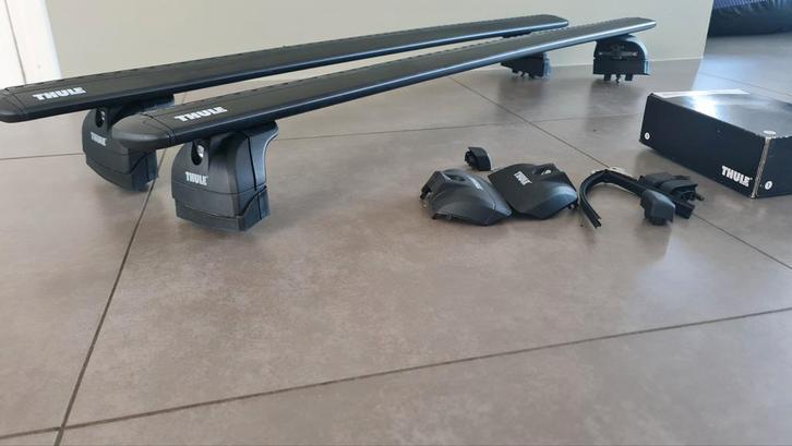 Mooie set Thule Wingbar Evo Dakdragers Mercedes X118 Zwart, Auto diversen, Dakdragers, Zo goed als nieuw, Ophalen of Verzenden