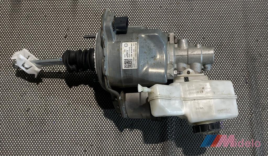 VW GOLF VIII REMBEKRACHTIGER 5WB614105AT, Auto-onderdelen, Remmen en Aandrijving, Gebruikt, -, Volkswagen, -
