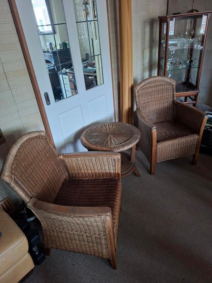 Leuk en stevig rotan set, Huis en Inrichting, Stoelen, Gebruikt, Twee, Bruin, Ophalen