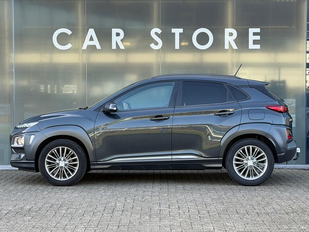 Hyundai Kona 1.0T Fashion TREKHAAK CAMERA CARPLAY, Auto's, Hyundai, Voorwielaandrijving, Gebruikt, Leder en Stof, Parkeersensor