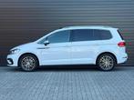 Volkswagen Touran 1.4 TSI Highline Edition R-Line |Pano|5p|, 4 cilinders, 150 pk, Alcantara, Wit