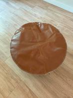 Poef Jens cognac (Leen Bakker), Ophalen of Verzenden, Gebruikt, Rond, Minder dan 50 cm