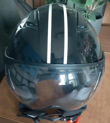 MOET NU WEG!!!! AMPER GEDRAGEN SCOOTER/MOTOR HELM beschikbaar voor biedingen