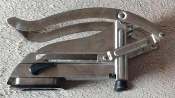 NIEUW professional fritessnijder, patatsnijder, frietsnijder beschikbaar voor biedingen